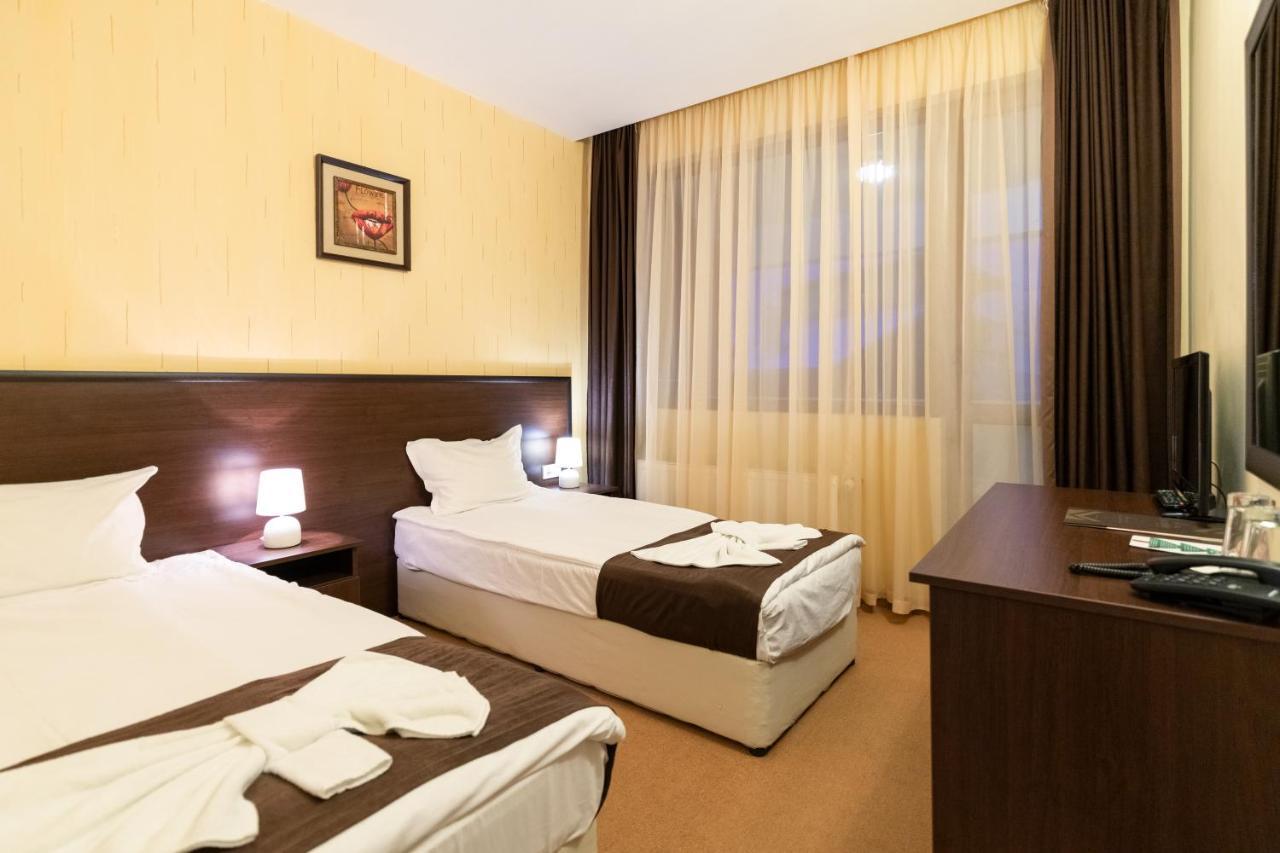 Paradise Spa Hotel Цигов-Чарк Экстерьер фото