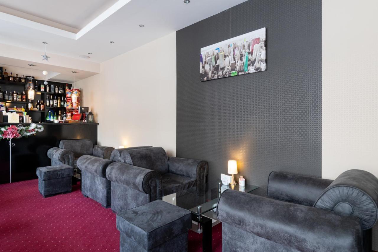 Paradise Spa Hotel Цигов-Чарк Экстерьер фото
