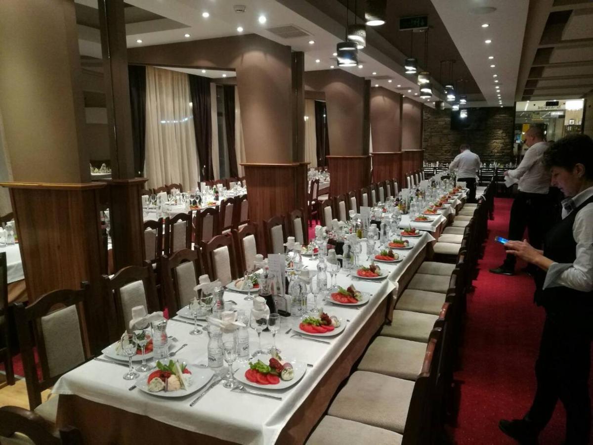 Paradise Spa Hotel Цигов-Чарк Экстерьер фото