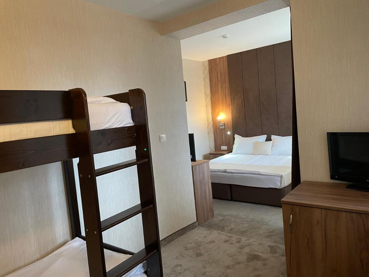 Paradise Spa Hotel Цигов-Чарк Экстерьер фото