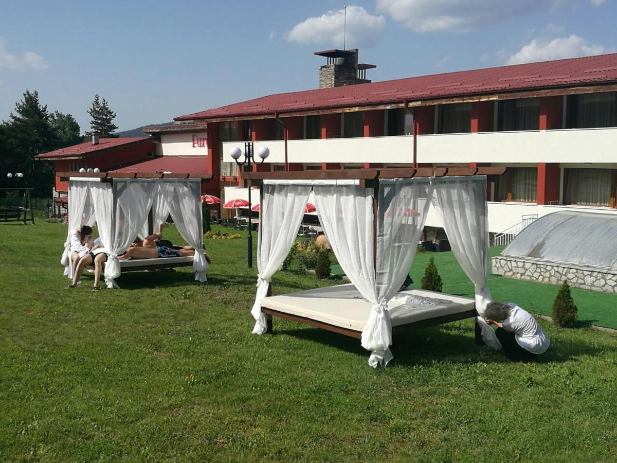 Paradise Spa Hotel Цигов-Чарк Экстерьер фото